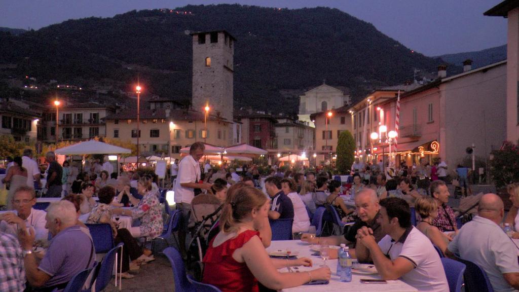 La Casa Nel Borgo Sul Lago Pisogne Exteriér fotografie